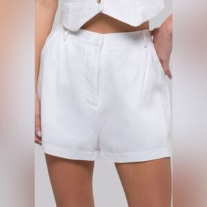 Women's Linen White Shorts